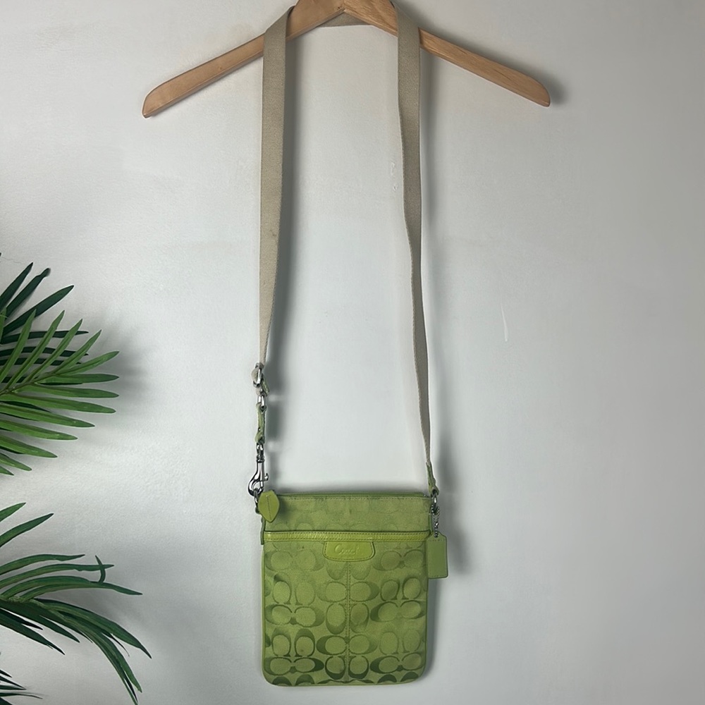 COACH Crossbody Key Lime Green